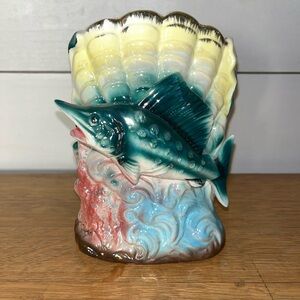 CERAMIC SWORDFISH VASE – MULTICOLOR MARINE DESIGN